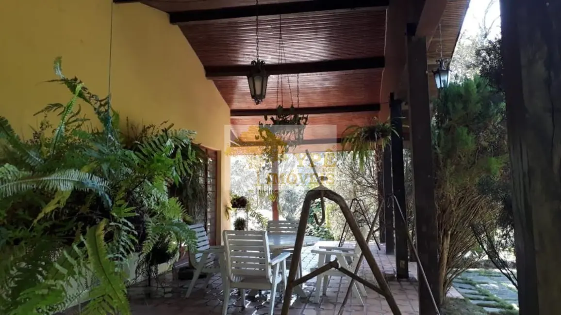 Foto 3 de Chácara com 3 quartos à venda, 3000m2 em Jardim Santa Paula, Cotia - SP