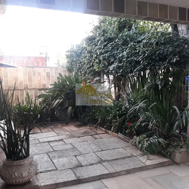 Foto 6 de Casa com 4 quartos à venda, 275m2 em Jardim Peri Peri, São Paulo - SP