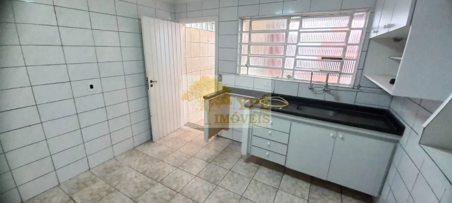 Foto 8 de Casa com 2 quartos à venda, 160m2 em Parque Ipê, São Paulo - SP