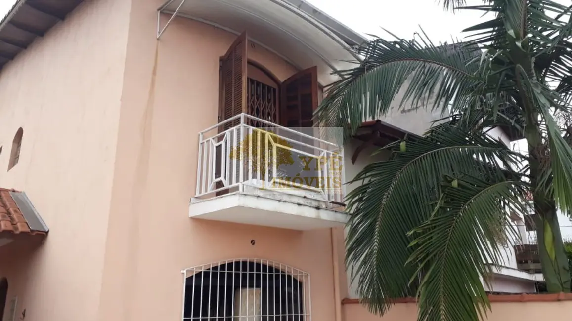 Foto 2 de Casa com 3 quartos à venda, 180m2 em Parque Ipê, São Paulo - SP