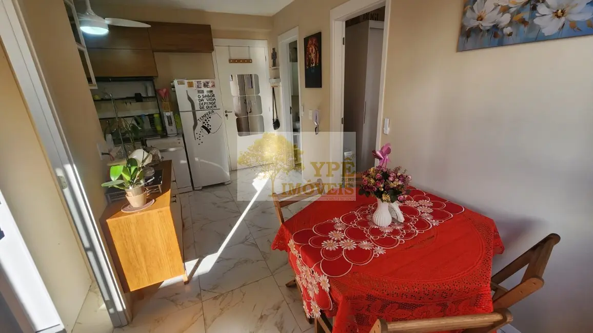 Foto 2 de Apartamento com 2 quartos à venda, 36m2 em Chácara Santa Lúcia dos Ypes, Carapicuiba - SP