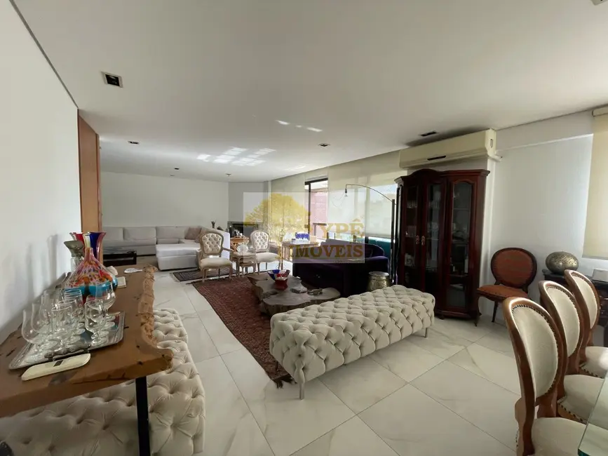 Foto 3 de Apartamento com 4 quartos à venda, 225m2 em Vila Suzana, São Paulo - SP