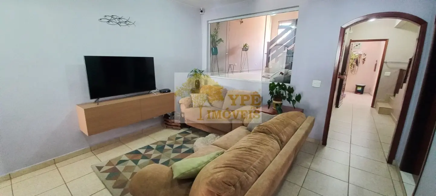 Casa com 3 quartos à venda, 246m2 em Parque Ipê, São Paulo - SP - imagem 3 Foto 3 de Casa com 3 quartos à venda, 246m2 em Parque Ipê, São Paulo - SP