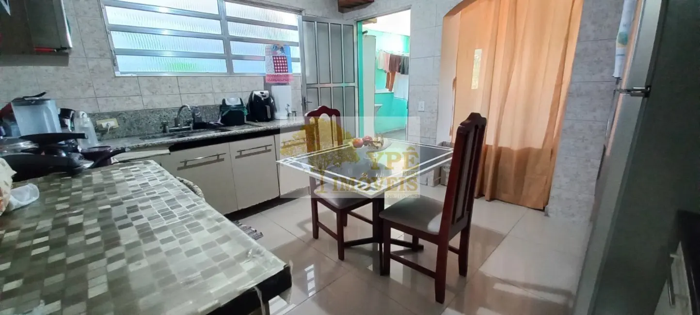 Foto 8 de Casa com 4 quartos à venda, 160m2 em Parque Ipê, São Paulo - SP