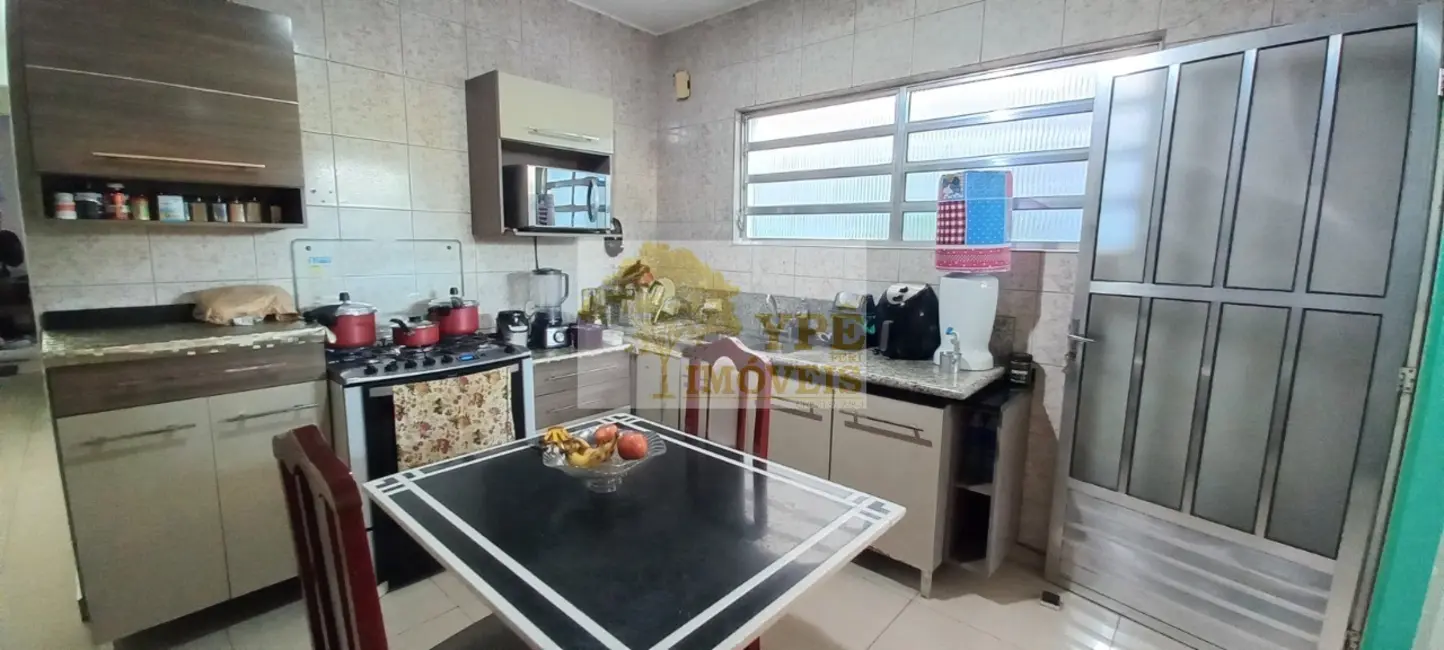 Foto 7 de Casa com 4 quartos à venda, 160m2 em Parque Ipê, São Paulo - SP