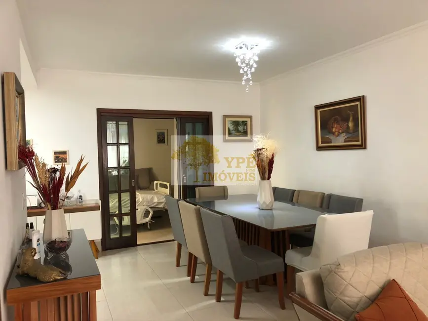 Casa de Condomínio com 3 quartos à venda, 200m2 em Granja Viana, Cotia - SP - imagem 4 Foto 4 de Casa de Condomínio com 3 quartos à venda, 200m2 em Granja Viana, Cotia - SP