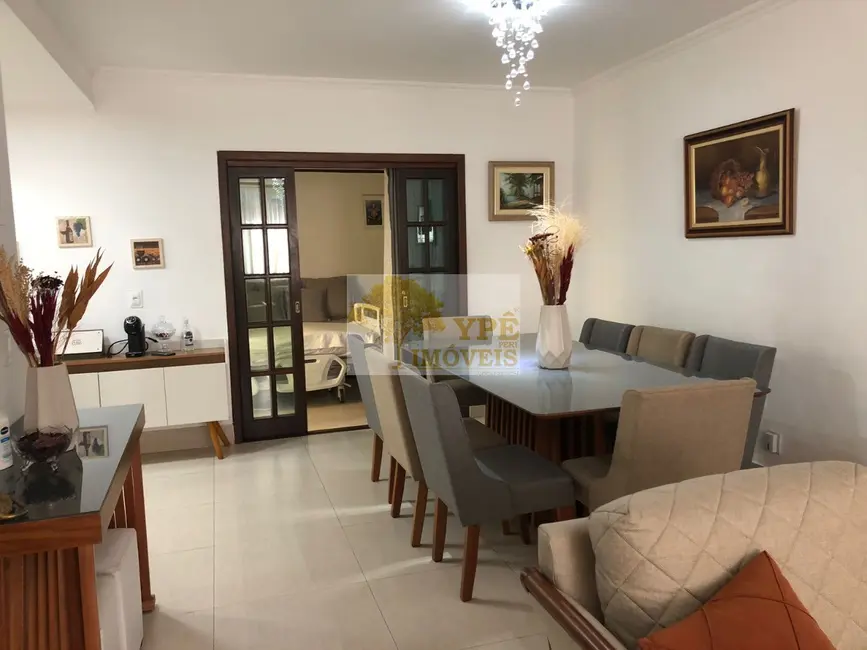 Casa de Condomínio com 3 quartos à venda, 200m2 em Granja Viana, Cotia - SP - imagem 3 Foto 3 de Casa de Condomínio com 3 quartos à venda, 200m2 em Granja Viana, Cotia - SP