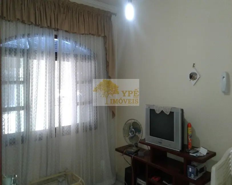 Casa com 2 quartos à venda, 80m2 em Praia Grande - SP - imagem 3 Foto 3 de Casa com 2 quartos à venda, 80m2 em Praia Grande - SP
