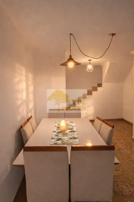 Foto 2 de Casa com 3 quartos à venda, 183m2 em Jardim Sílvia, Embu Das Artes - SP