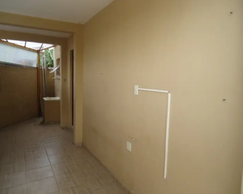 Foto 8 de Casa com 1 quarto para alugar, 60m2 em Parque Ipê, São Paulo - SP