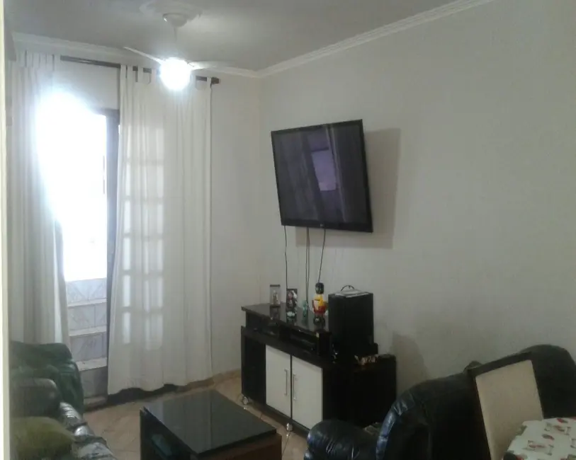 Foto 2 de Casa com 3 quartos à venda, 82m2 em Parque Ipê, São Paulo - SP