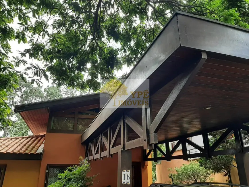 Casa de Condomínio com 3 quartos à venda, 256m2 em Pinus Park, Cotia - SP - imagem 4 Foto 4 de Casa de Condomínio com 3 quartos à venda, 256m2 em Pinus Park, Cotia - SP