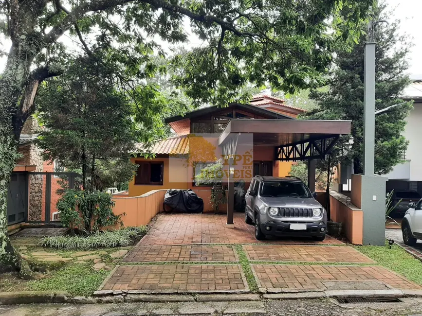 Casa de Condomínio com 3 quartos à venda, 256m2 em Pinus Park, Cotia - SP - imagem 3 Foto 3 de Casa de Condomínio com 3 quartos à venda, 256m2 em Pinus Park, Cotia - SP