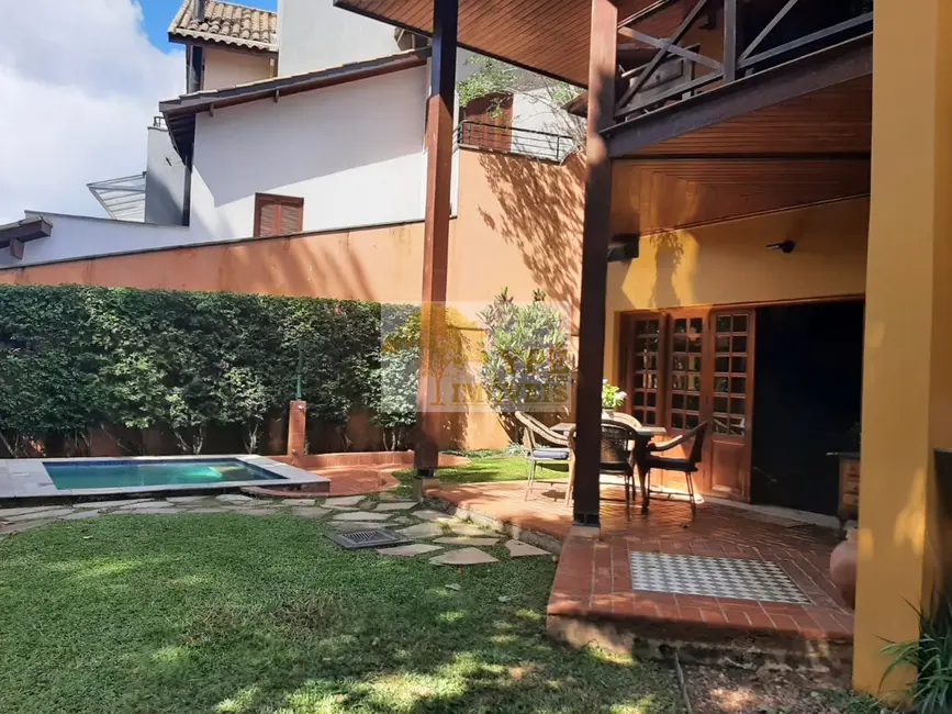 Casa de Condomínio com 3 quartos à venda, 256m2 em Pinus Park, Cotia - SP - imagem 6 Foto 6 de Casa de Condomínio com 3 quartos à venda, 256m2 em Pinus Park, Cotia - SP