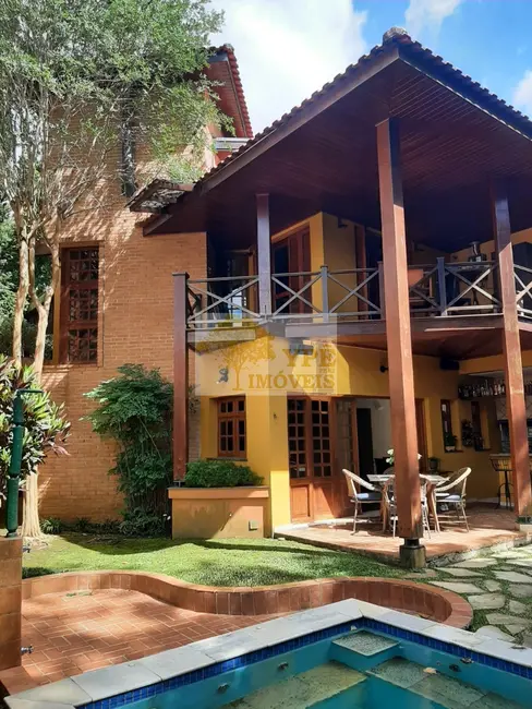 Casa de Condomínio com 3 quartos à venda, 256m2 em Pinus Park, Cotia - SP - imagem 8 Foto 8 de Casa de Condomínio com 3 quartos à venda, 256m2 em Pinus Park, Cotia - SP