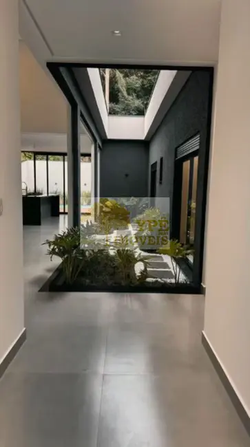 Casa de Condomínio com 3 quartos à venda, 233m2 em Parque Dom Henrique, Cotia - SP - imagem 8 Foto 8 de Casa de Condomínio com 3 quartos à venda, 233m2 em Parque Dom Henrique, Cotia - SP