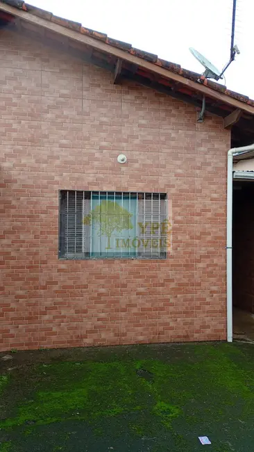 Foto 2 de Casa com 1 quarto à venda, 42m2 em Itanhaem - SP