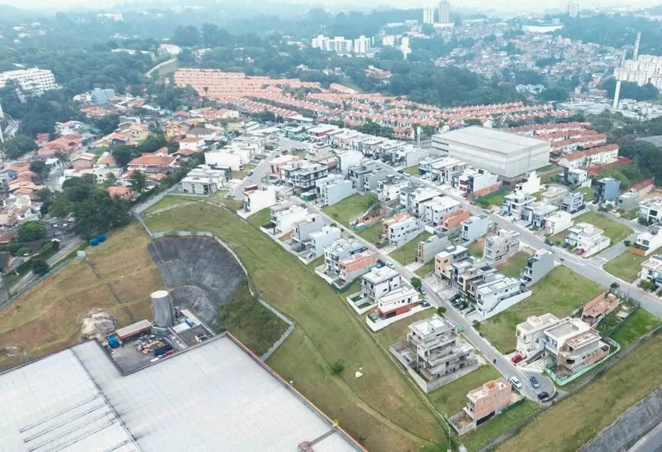 Foto 7 de Terreno / Lote à venda, 240m2 em Jardim Semiramis, Cotia - SP
