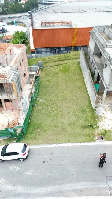 Foto 3 de Terreno / Lote à venda, 240m2 em Jardim Semiramis, Cotia - SP