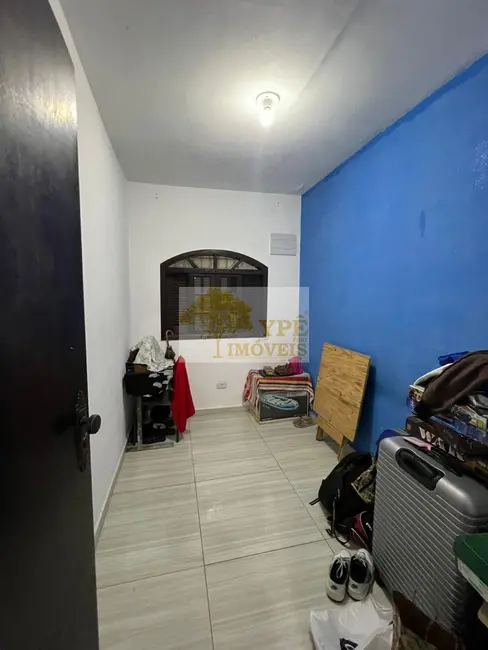 Casa com 4 quartos à venda, 160m2 em Vila Silviânia, Carapicuiba - SP - imagem 4 Foto 4 de Casa com 4 quartos à venda, 160m2 em Vila Silviânia, Carapicuiba - SP
