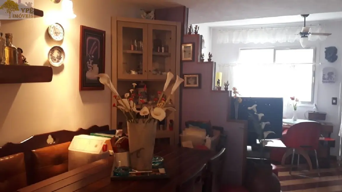 Foto 8 de Casa de Condomínio com 2 quartos à venda, 87m2 em Jardim Guerreiro, Cotia - SP