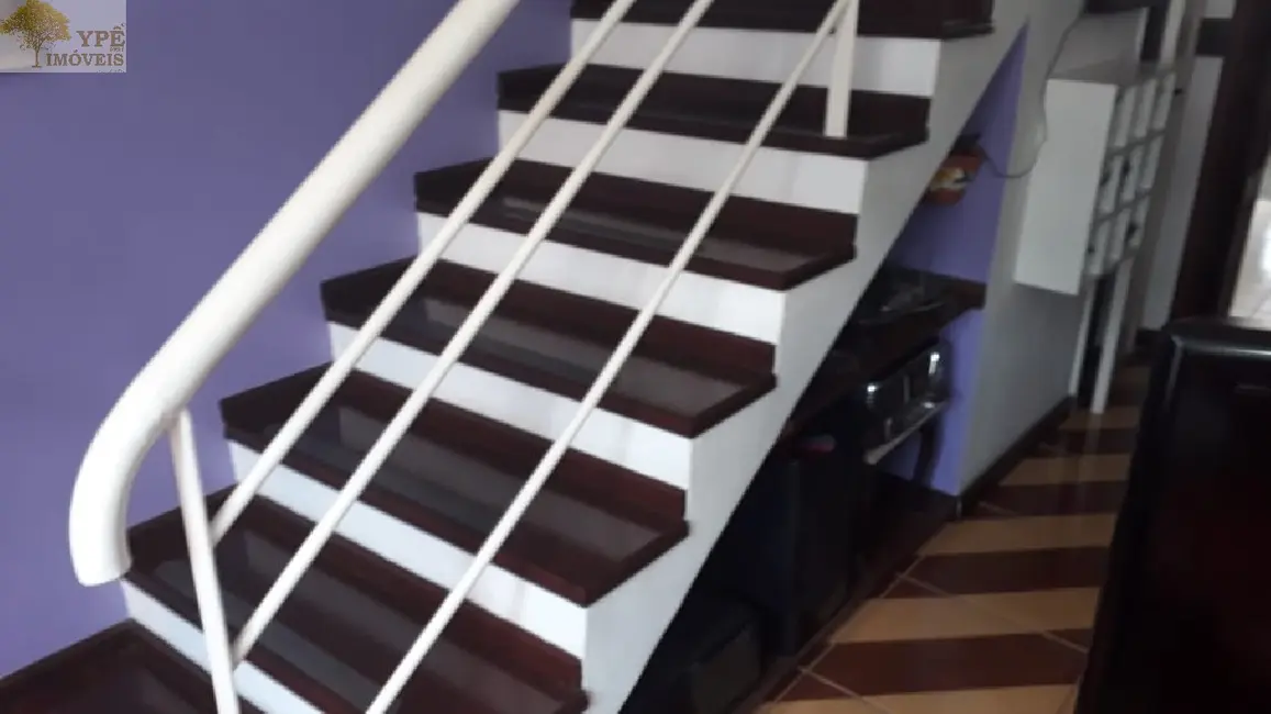 Foto 9 de Casa de Condomínio com 2 quartos à venda, 87m2 em Jardim Guerreiro, Cotia - SP