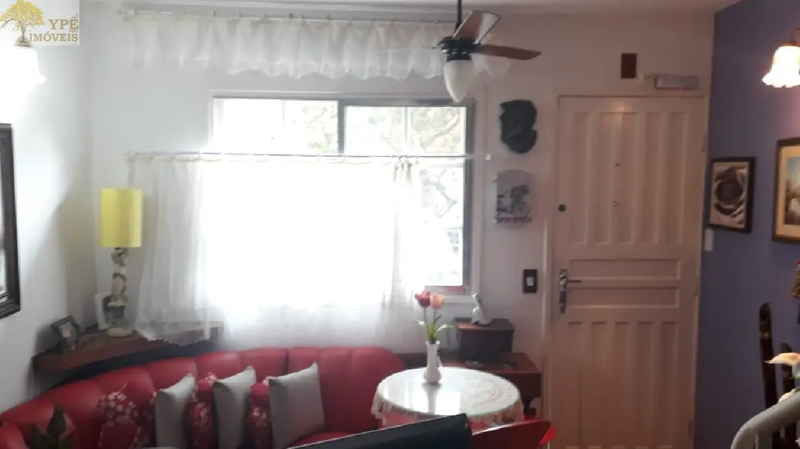 Foto 5 de Casa de Condomínio com 2 quartos à venda, 87m2 em Jardim Guerreiro, Cotia - SP