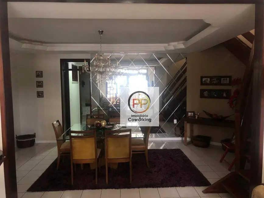 Casa com 4 quartos à venda, 396m2 em Messejana, Fortaleza - CE - imagem 9 Foto 9 de Casa com 4 quartos à venda, 396m2 em Messejana, Fortaleza - CE