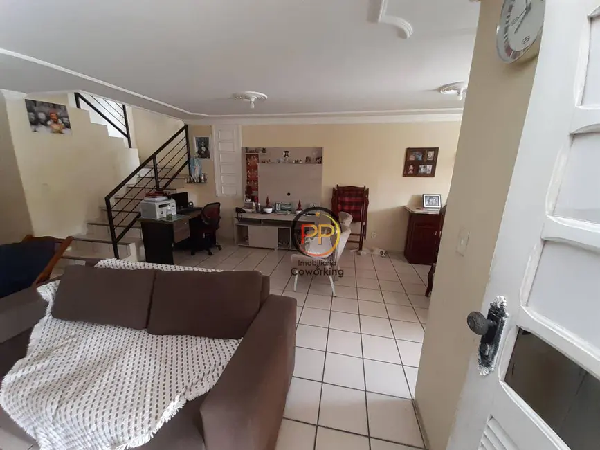 Casa com 4 quartos à venda, 326m2 em Parque Manibura, Fortaleza - CE - imagem 7 Foto 7 de Casa com 4 quartos à venda, 326m2 em Parque Manibura, Fortaleza - CE