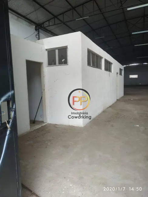 Armazém / Galpão para alugar, 1100m2 em Messejana, Fortaleza - CE - imagem 7 Foto 7 de Armazém / Galpão para alugar, 1100m2 em Messejana, Fortaleza - CE