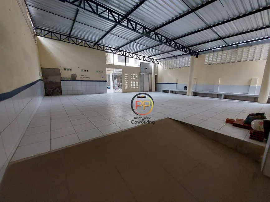 Foto 3 de Casa com 5 quartos à venda e para alugar, 360m2 em Messejana, Fortaleza - CE