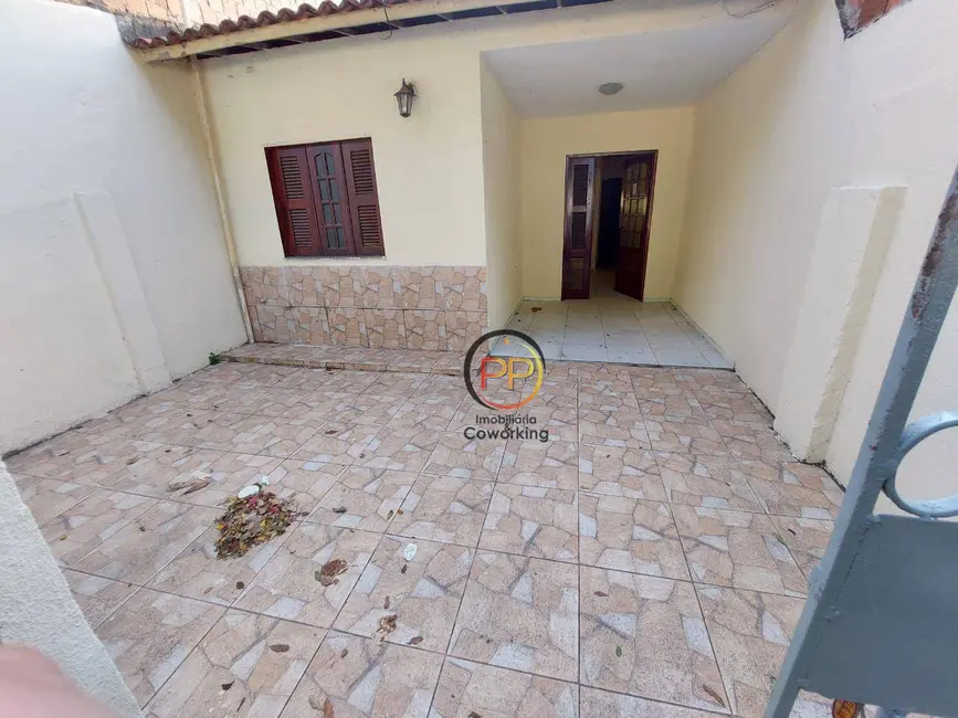 Foto 1 de Casa com 2 quartos à venda, 93m2 em Messejana, Fortaleza - CE