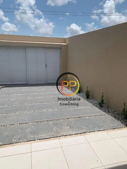 Casa com 3 quartos à venda, 200m2 em São Bento, Fortaleza - CE - imagem 3 Foto 3 de Casa com 3 quartos à venda, 200m2 em São Bento, Fortaleza - CE