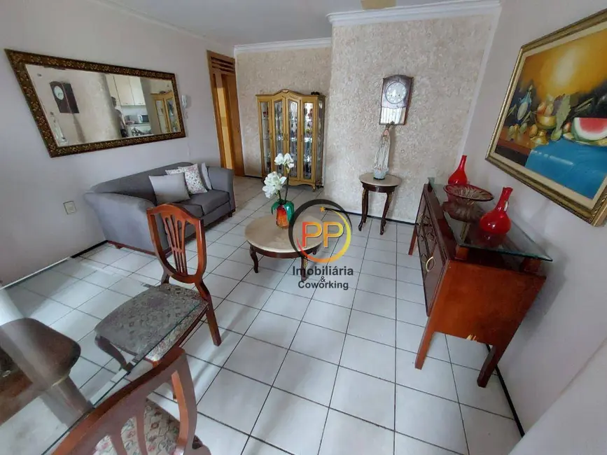 Foto 3 de Apartamento com 3 quartos à venda, 214m2 em Fátima, Fortaleza - CE