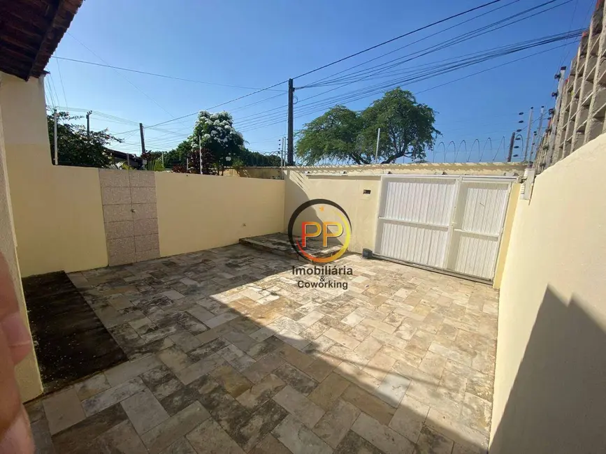 Casa com 2 quartos à venda, 150m2 em Pedras, Fortaleza - CE - imagem 4 Foto 4 de Casa com 2 quartos à venda, 150m2 em Pedras, Fortaleza - CE
