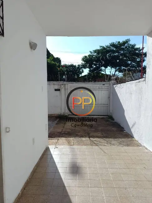 Foto 16 de Casa com 4 quartos para alugar, 358m2 em Joaquim Távora, Fortaleza - CE