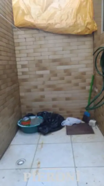 Casa com 2 quartos para alugar, 65m2 em Canto do Forte, Praia Grande - SP - imagem 4 Foto 4 de Casa com 2 quartos para alugar, 65m2 em Canto do Forte, Praia Grande - SP