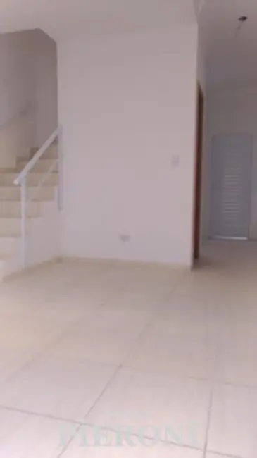 Foto 2 de Casa com 2 quartos à venda, 50m2 em Esmeralda, Praia Grande - SP