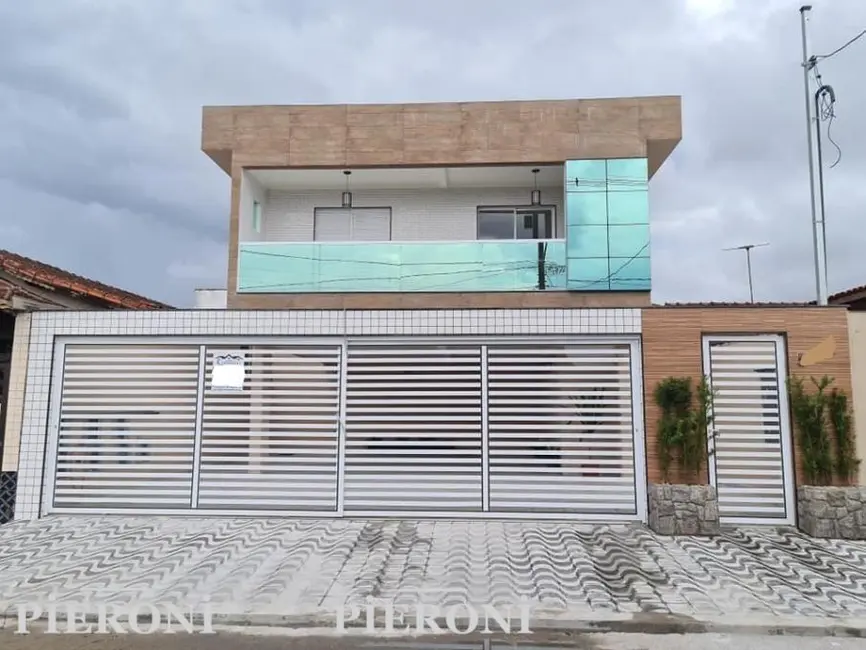 Foto 1 de Casa com 2 quartos à venda, 43m2 em Maracanã, Praia Grande - SP