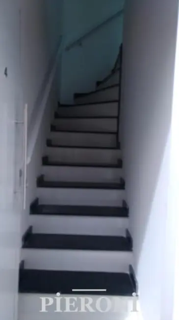 Foto 2 de Casa com 2 quartos à venda, 43m2 em Maracanã, Praia Grande - SP