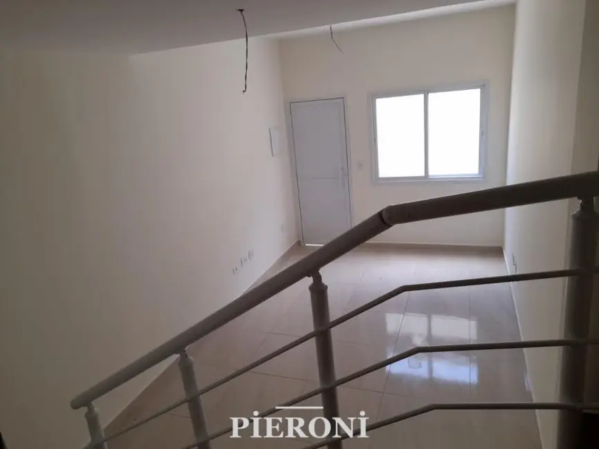 Foto 2 de Casa com 2 quartos à venda, 60m2 em Boqueirão, Praia Grande - SP