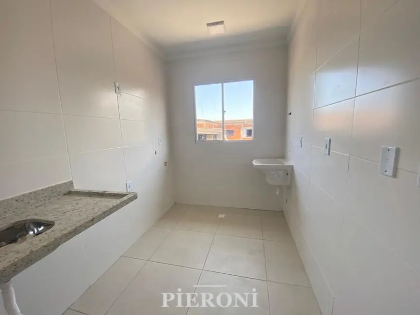 Foto 5 de Casa com 2 quartos à venda, 44m2 em Vila Sônia, Praia Grande - SP