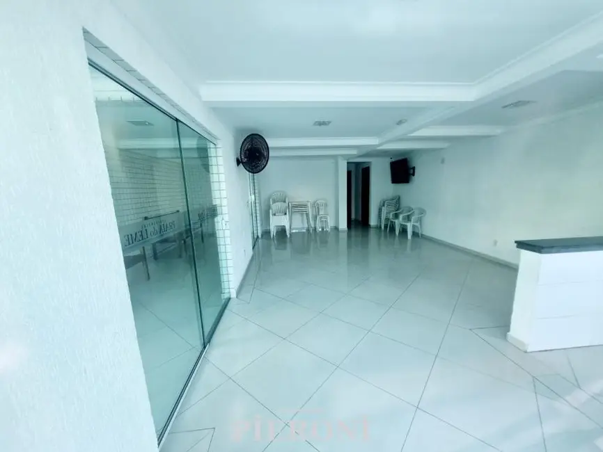 Foto 4 de Apartamento com 2 quartos para alugar, 60m2 em Guilhermina, Praia Grande - SP