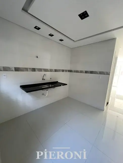 Foto 4 de Casa com 2 quartos à venda, 53m2 em Boqueirão, Praia Grande - SP