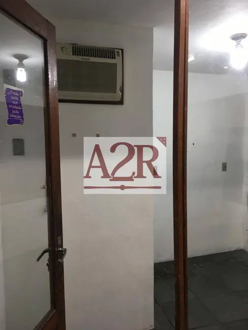 Foto 2 de Loja à venda e para alugar, 73m2 em Centro, Angra Dos Reis - RJ