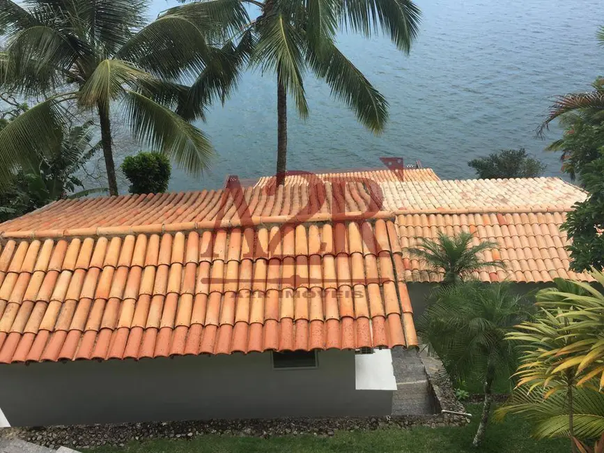 Casa com 4 quartos à venda em Vila Velha, Angra Dos Reis - RJ - imagem 7 Foto 7 de Casa com 4 quartos à venda em Vila Velha, Angra Dos Reis - RJ