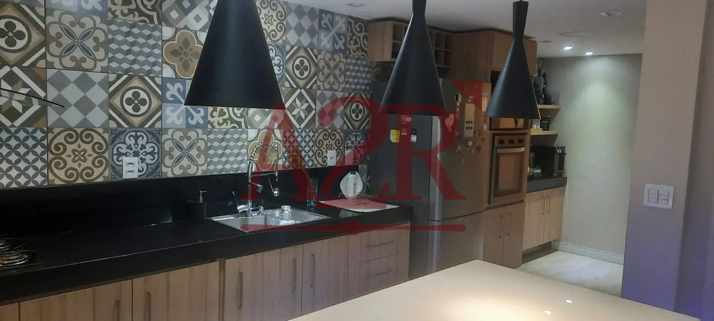 Foto 1 de Casa de Condomínio com 3 quartos à venda, 220m2 em Marinas, Angra Dos Reis - RJ