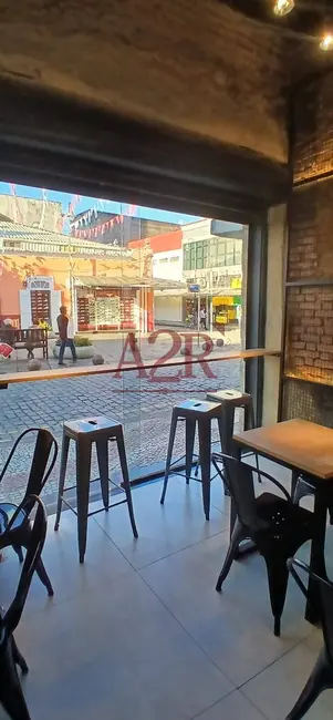 Foto 3 de Sala Comercial à venda e para alugar, 160m2 em Centro, Angra Dos Reis - RJ