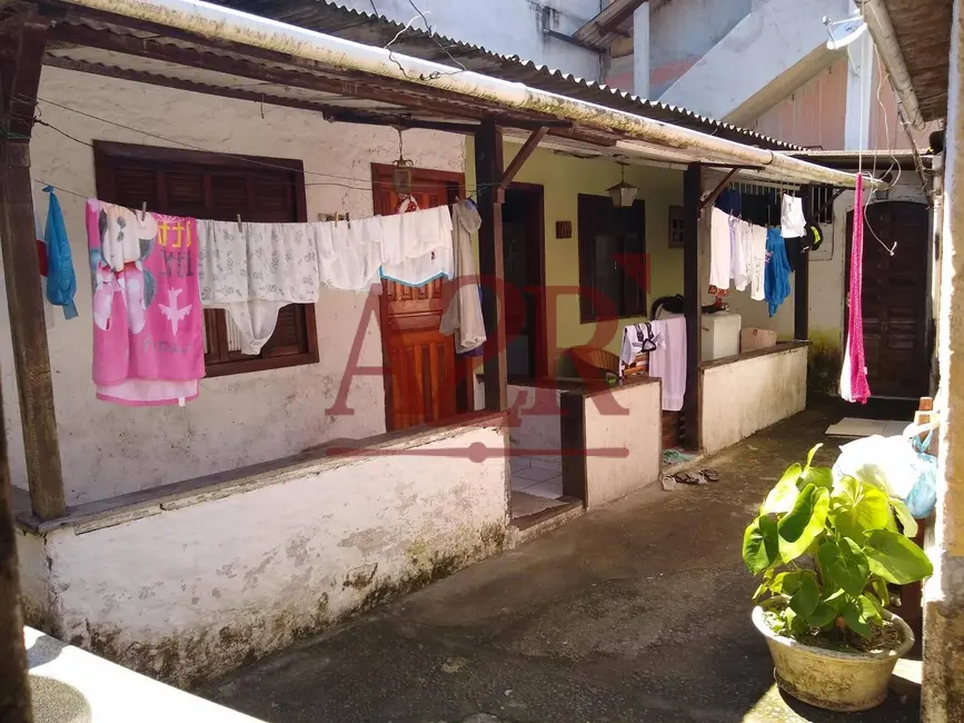 Casa à venda em Angra Dos Reis - RJ - imagem 8 Foto 8 de Casa à venda em Angra Dos Reis - RJ