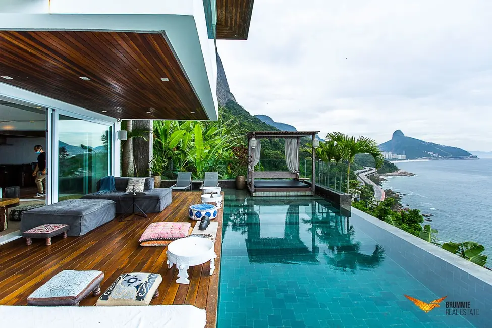 Casa com 6 quartos à venda, 2400m2 em Joá, Rio De Janeiro - RJ - imagem 4 Foto 4 de Casa com 6 quartos à venda, 2400m2 em Joá, Rio De Janeiro - RJ